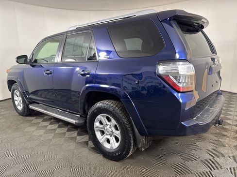 Used 2016 Toyota 4Runner SR5 image 6