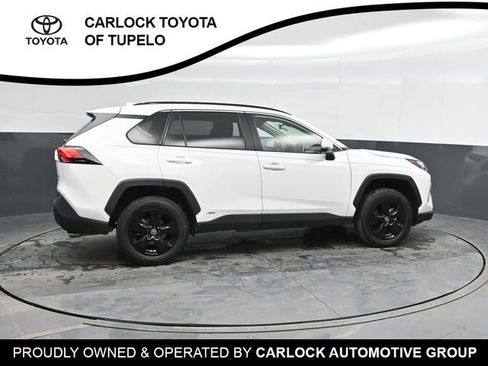 Used 2025 Toyota RAV4 XLE image 4