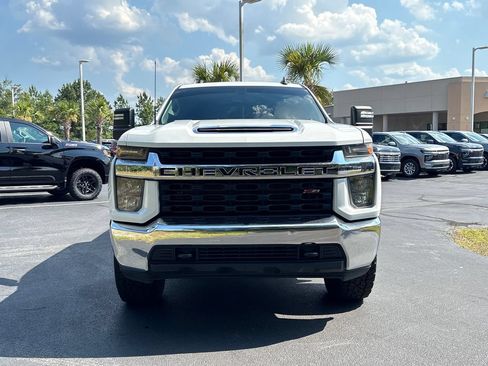 Used 2020 Chevrolet Silverado 2500 LT w/ Z71 Off-Road Package AWD/4WD image 2