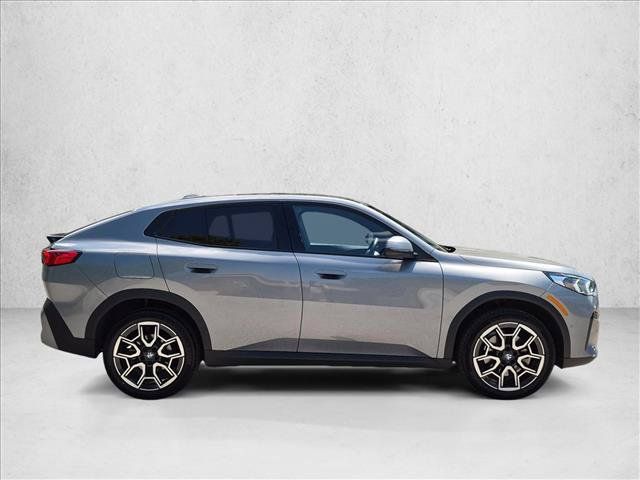 Certified 2026 BMW X2 xDrive28i w/ Convenience Package AWD/4WD image 4