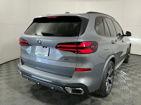 New 2026 BMW X5 xDrive50e w/ M Sport Package AWD/4WD image 5