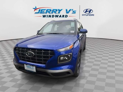 New 2026 Hyundai Venue SEL image 3