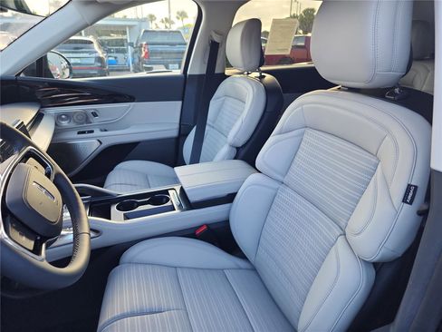 New 2026 Lincoln Nautilus Reserve AWD/4WD image 14