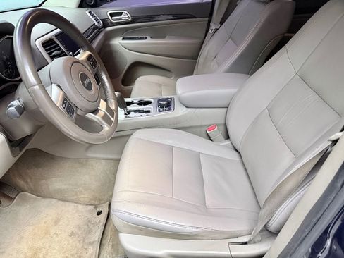 Used 2012 Jeep Grand Cherokee Laredo image 10