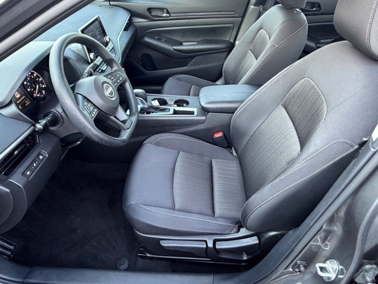 Certified 2025 Nissan Altima 2.5 S FWD image 27