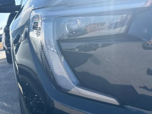 New 2026 GMC Acadia Elevation w/ Super Cruise Package image 21