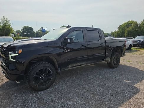 Certified 2022 Chevrolet Silverado 1500 LT Trail Boss w/ LT Trail Boss Premium Package AWD/4WD image 3