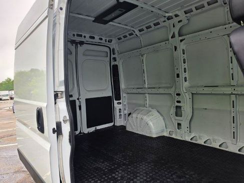 Used 2025 RAM ProMaster 2500 w/ Convenience Group FWD image 28