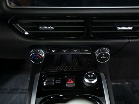 Used 2025 Lotus Emira image 22