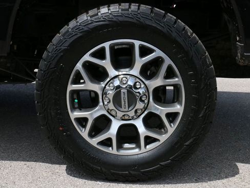Used 2020 Ford F250 Lariat w/ Lariat Value Package AWD/4WD image 9