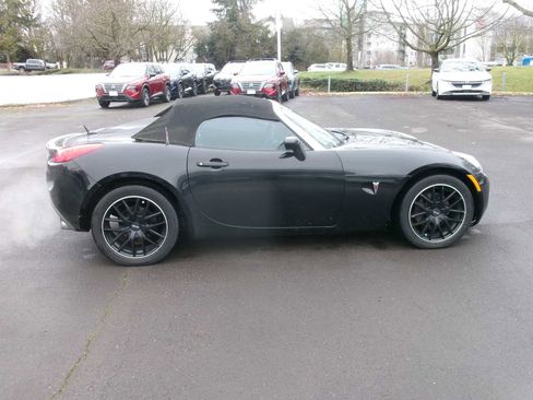 Used 2007 Pontiac Solstice GXP w/ Premium Package image 6