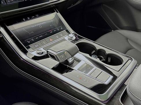 Certified 2025 Audi Q7 2.0T Premium Plus w/ Premium Plus Package AWD/4WD image 16