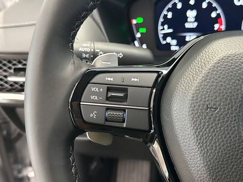 Certified 2025 Acura ADX AWD image 17