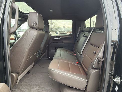 New 2025 GMC Sierra 1500 Denali w/ Denali Reserve Package AWD/4WD image 35
