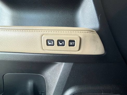 Used 2023 Toyota 4Runner Limited AWD/4WD image 26