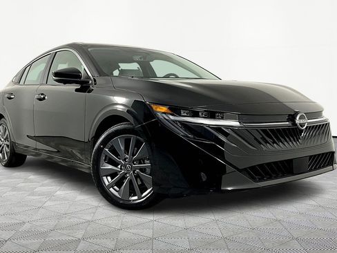 New 2026 Nissan Sentra SL FWD image 2