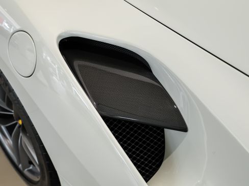 Used 2018 Ferrari 488 Spider RWD image 26