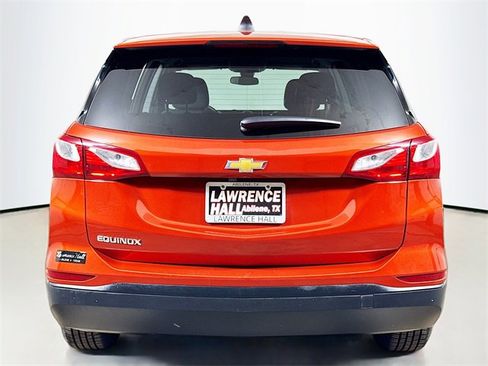 Used 2020 Chevrolet Equinox LS w/ LS Convenience Package image 5