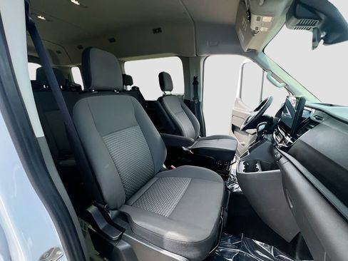 Used 2024 Ford Transit 350 XLT RWD image 27