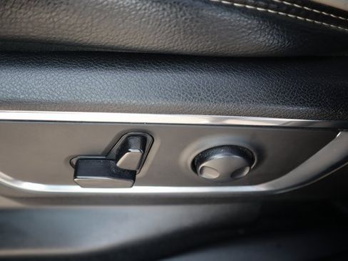 Used 2024 RAM 1500 Laramie image 6