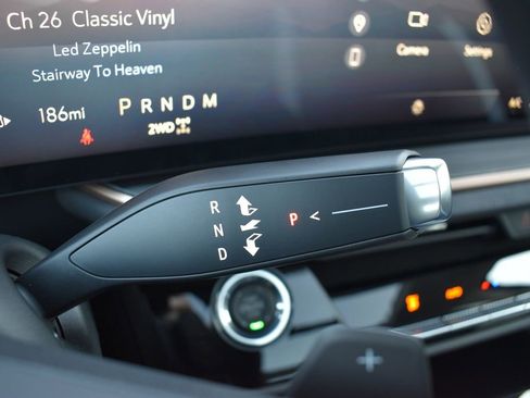 New 2026 Buick Envision Sport Touring image 28