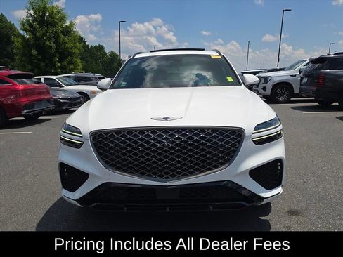 Used 2022 Genesis GV70 3.5T Sport w/ Sport Advanced Package AWD/4WD image 8