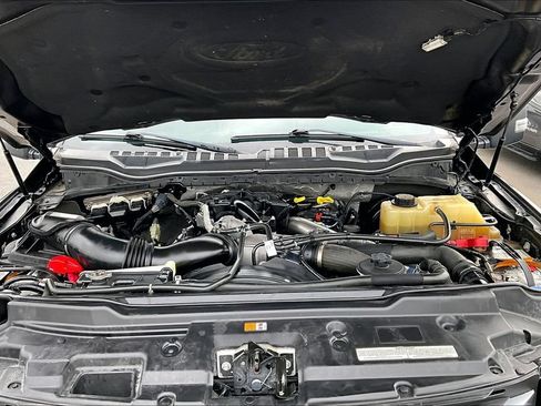 Used 2019 Ford F250 Platinum w/ Platinum Ultimate Package AWD/4WD image 32