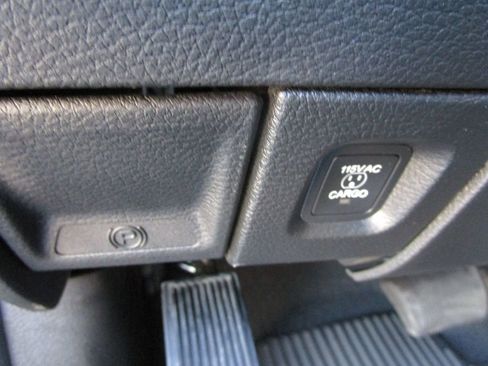 New 2026 RAM 2500 Laramie image 38