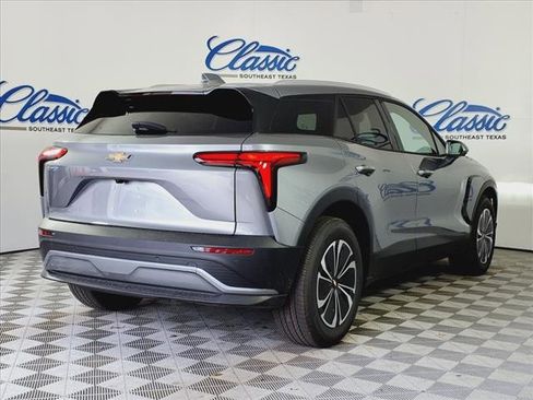 New 2025 Chevrolet Blazer EV LT image 25