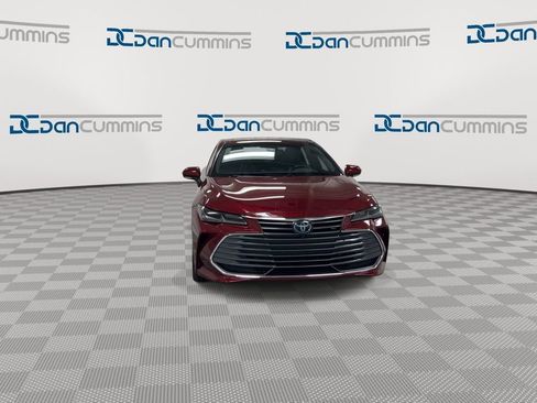Used 2022 Toyota Avalon Limited w/ Advanced Safety Package image 3