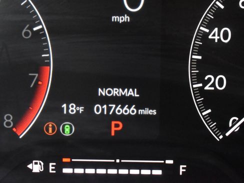 Used 2023 Honda Civic Sport image 33