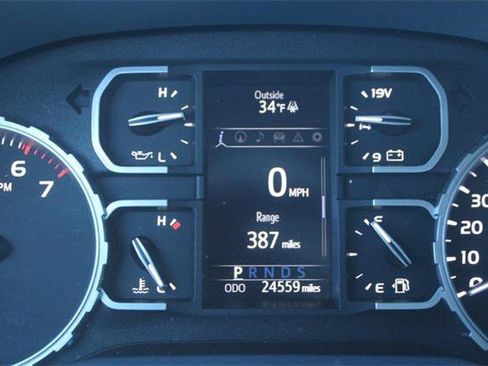 Certified 2019 Toyota Tundra SR5 image 19