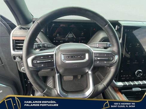 Certified 2025 GMC Yukon XL Denali AWD/4WD image 19
