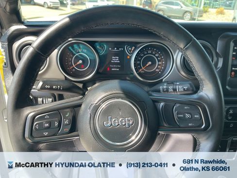 Used 2022 Jeep Wrangler Unlimited Sport AWD/4WD image 6