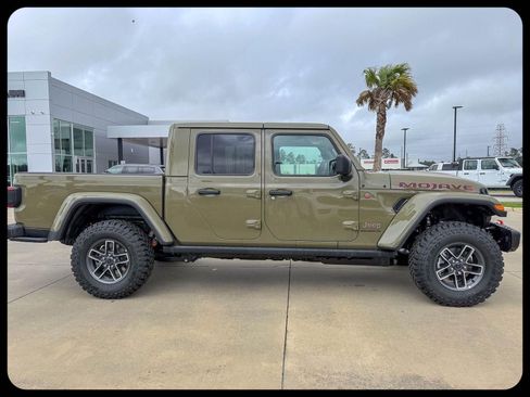 New 2026 Jeep Gladiator Mojave image 7