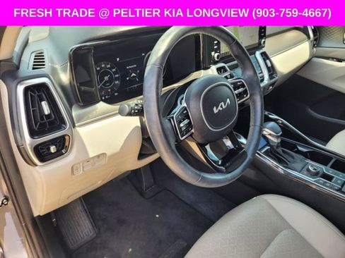 Used 2023 Kia Sorento SX AWD/4WD image 17