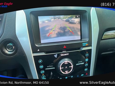 Used 2014 Ford Explorer Limited w/ Equipment Group 301A FWD image 15