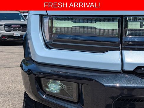 Used 2024 GMC Hummer EV 2X AWD/4WD image 3