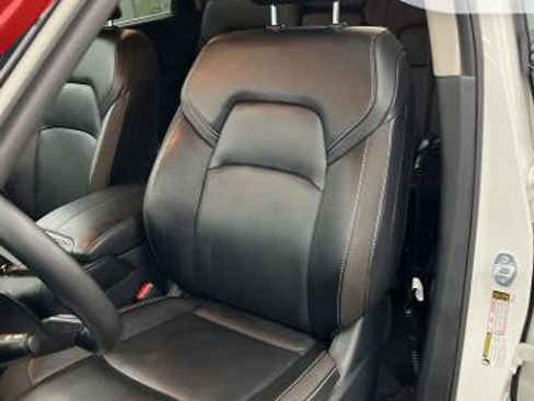 Certified 2024 Nissan Pathfinder SL AWD/4WD image 30