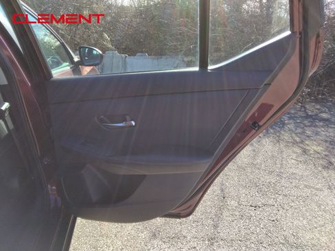 Used 2023 Nissan Sentra SV image 27