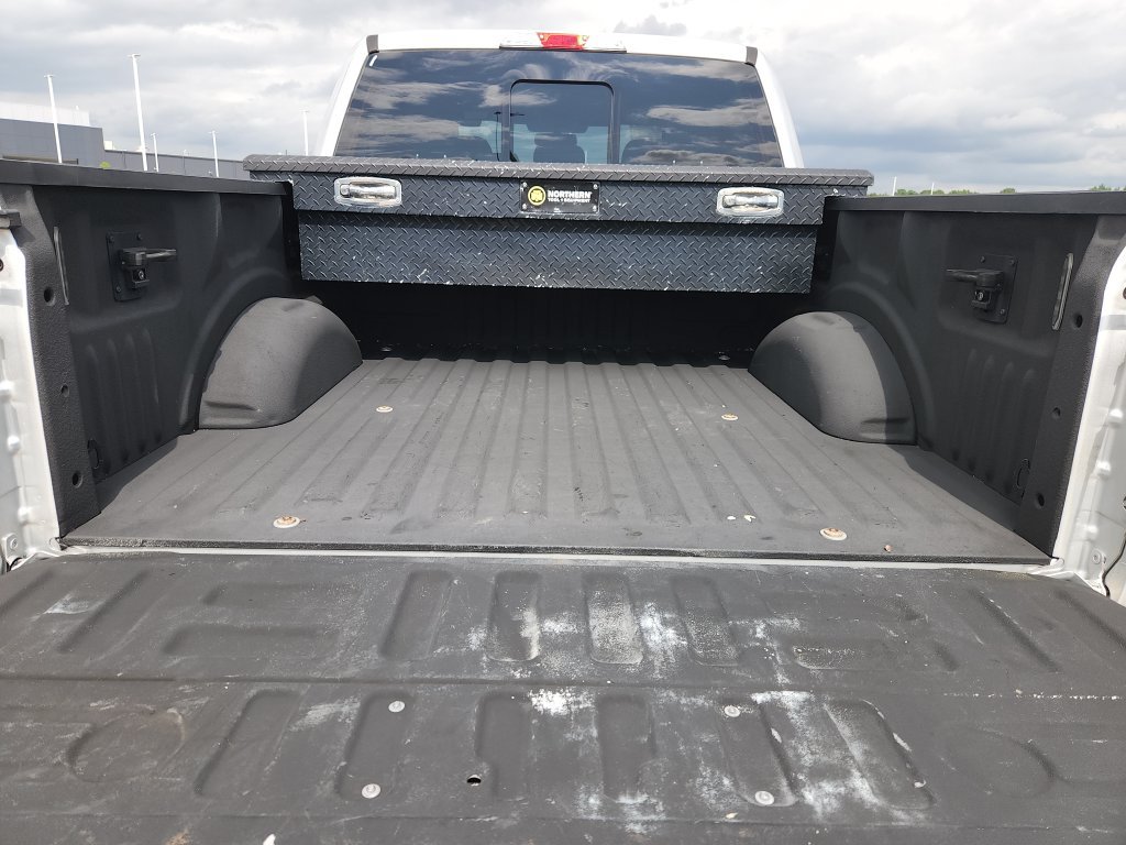 Used 2017 Ford F150 XLT w/ Equipment Group 302A Luxury RWD image 14