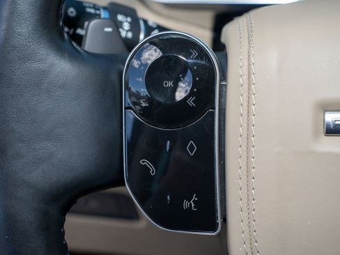 Used 2021 Land Rover Range Rover Westminster Edition image 31