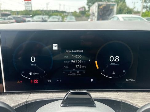 Used 2025 Hyundai Santa Fe Calligraphy AWD/4WD image 11