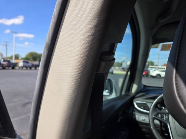 Used 2022 Buick Encore Preferred w/ Safety Package II AWD/4WD image 33