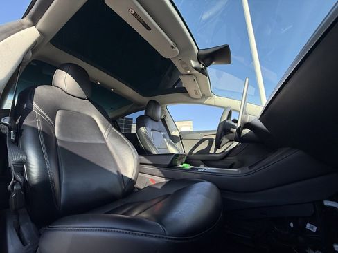 Used 2021 Tesla Model 3 Long Range image 24