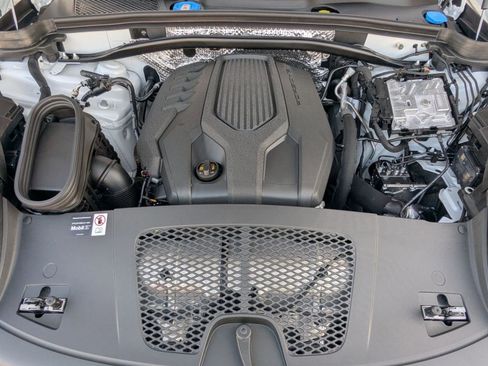 New 2026 Porsche Macan image 28