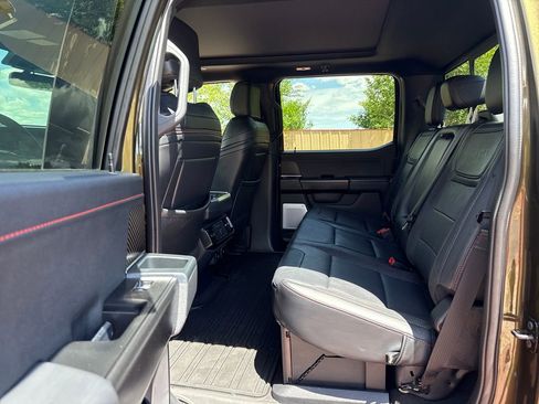 Used 2025 Ford F150 Raptor AWD/4WD image 19