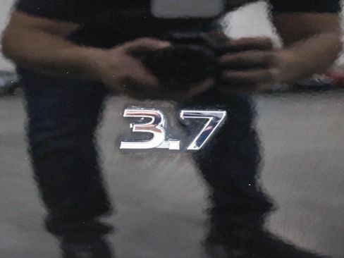 Used 2015 INFINITI Q50 2.0t w/ Moonroof Package image 25