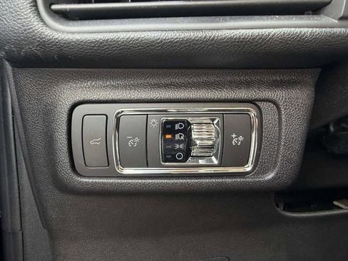Certified 2022 Lincoln Corsair AWD w/ Premium Package image 19