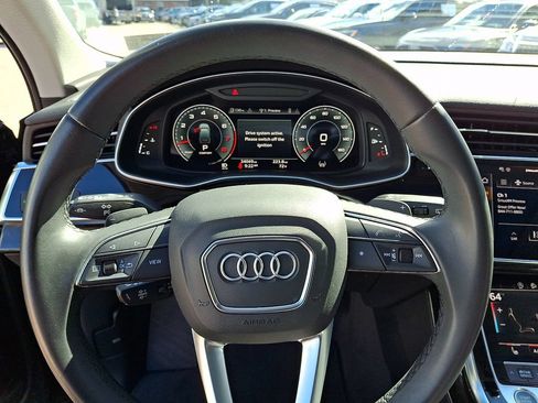 Used 2023 Audi Q7 3.0T Premium w/ Convenience Package AWD/4WD image 21